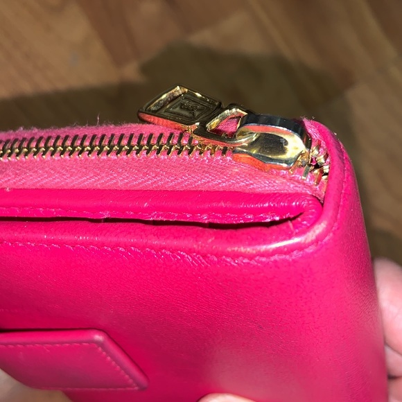 Authentic YSL Belle Du Jour Compact Wallet - Picture 15 of 15